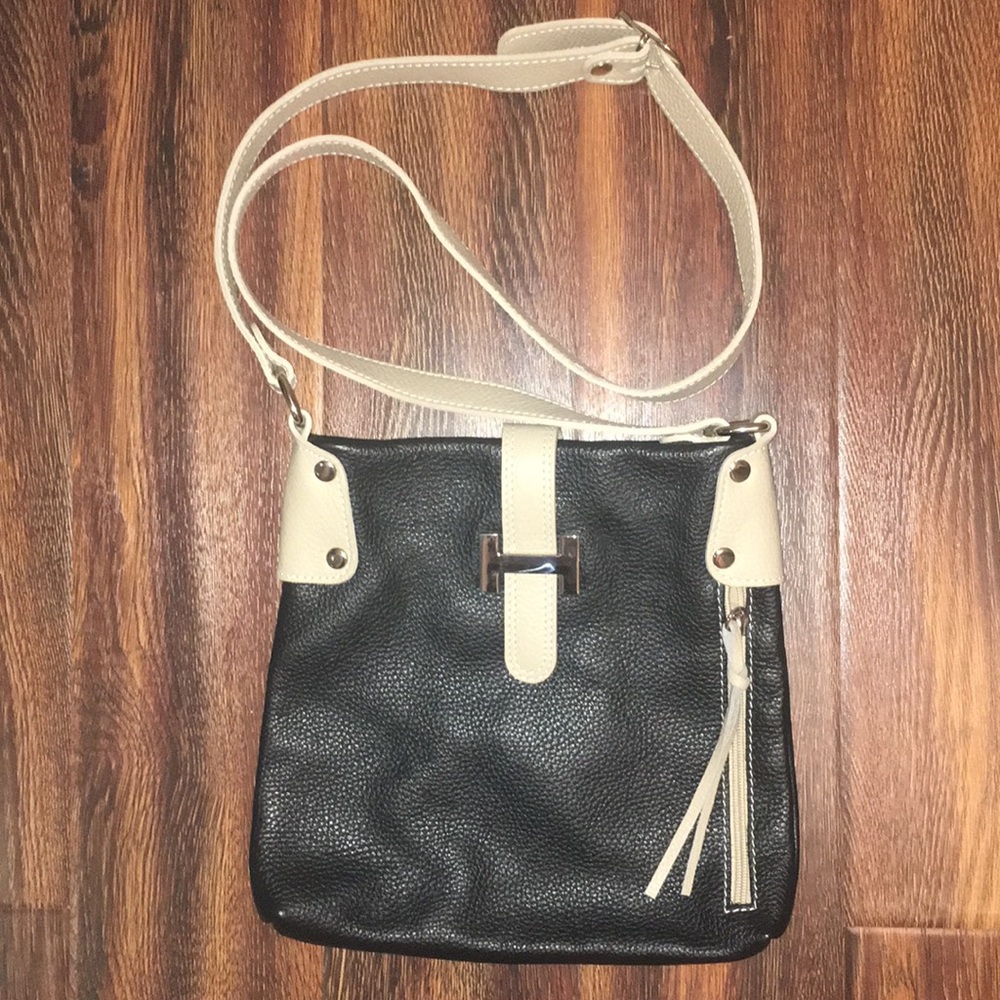 Shoulder/ crossbody bag
